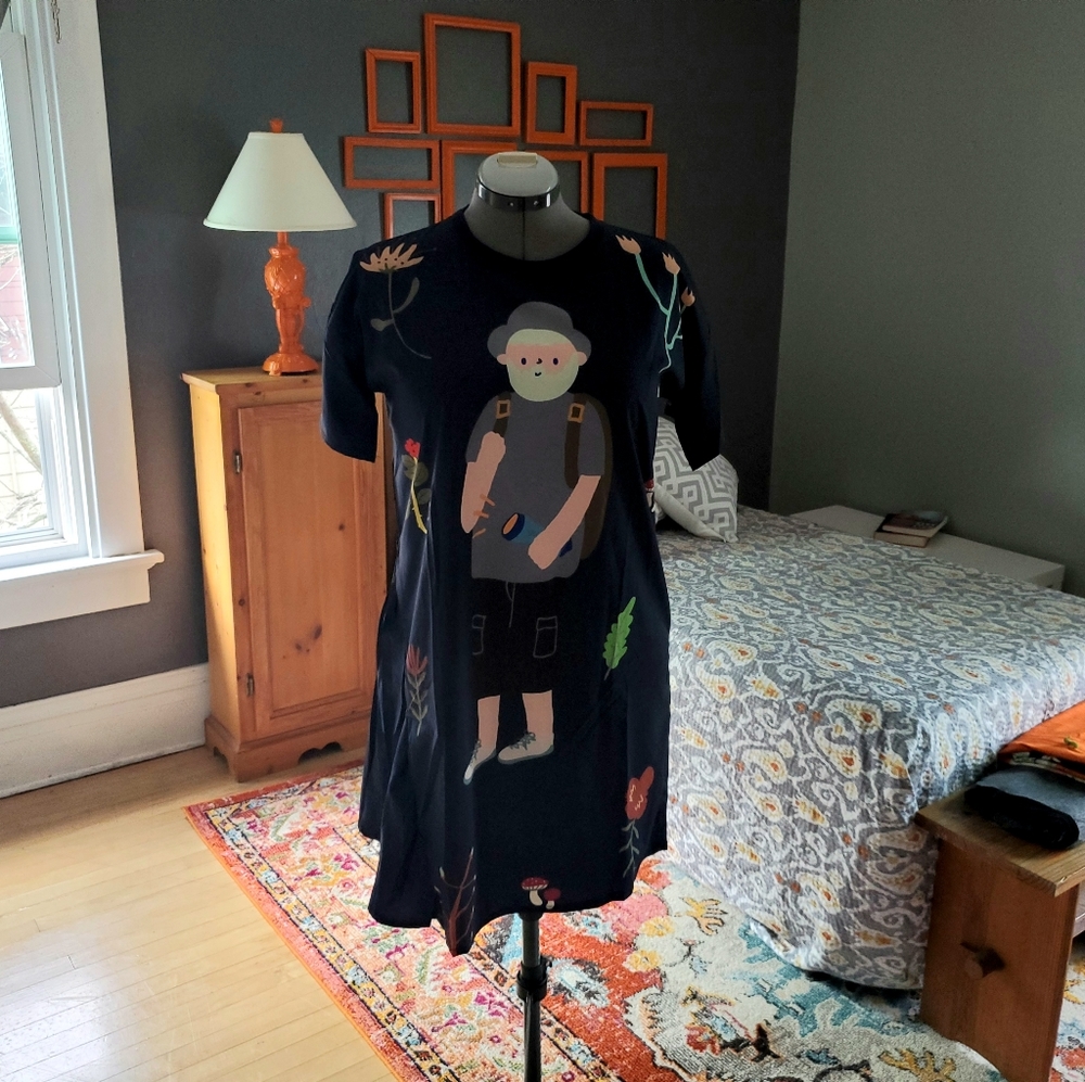 Adorable blue summer dress tunic with graphic NEW